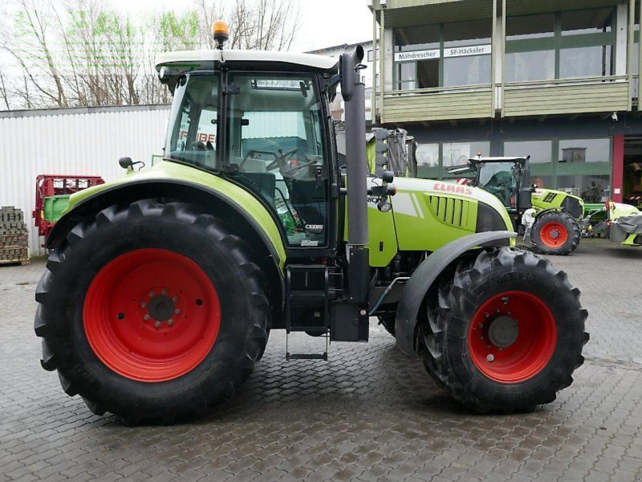 CLAAS arion 640 cebis - Tractor: foto 4 CLAAS arion 640 cebis - Tractor: foto 4