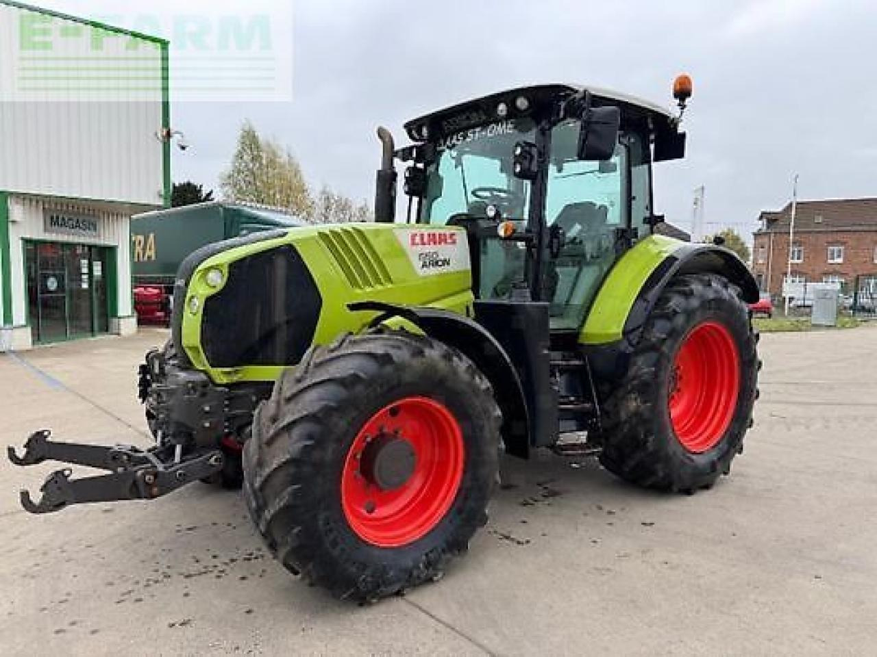 CLAAS arion 650 - Tractor: foto 1 CLAAS arion 650 - Tractor: foto 1