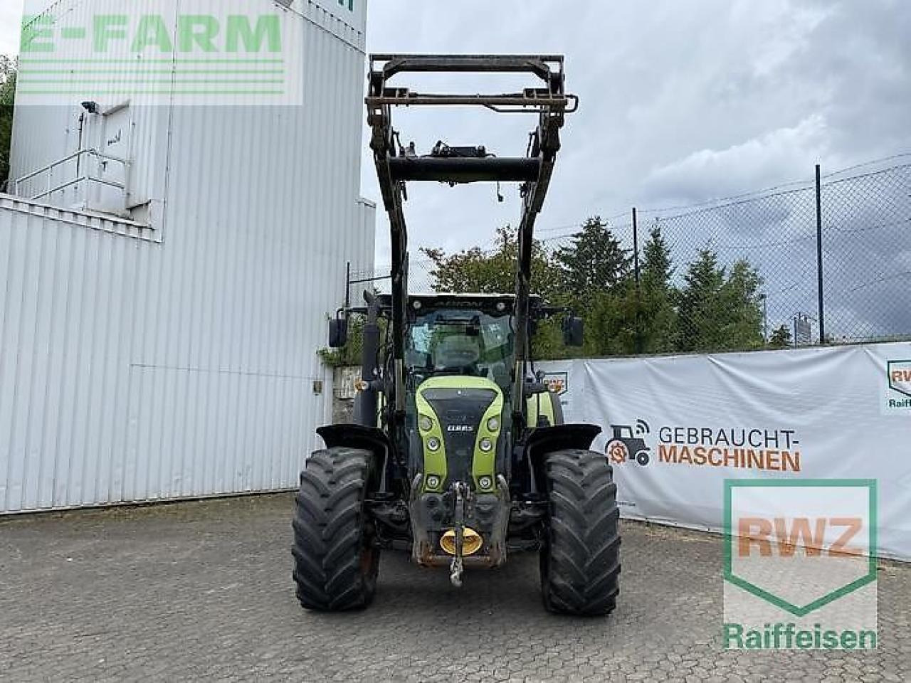 Tractor CLAAS arion 650: foto 7