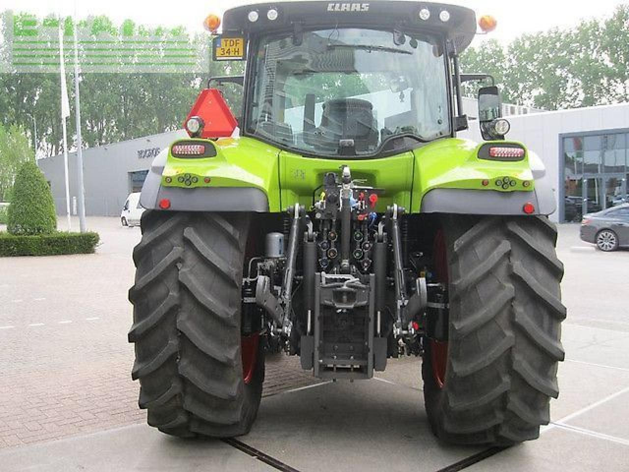 CLAAS arion 660 cmatic - Tractor: foto 4 CLAAS arion 660 cmatic - Tractor: foto 4