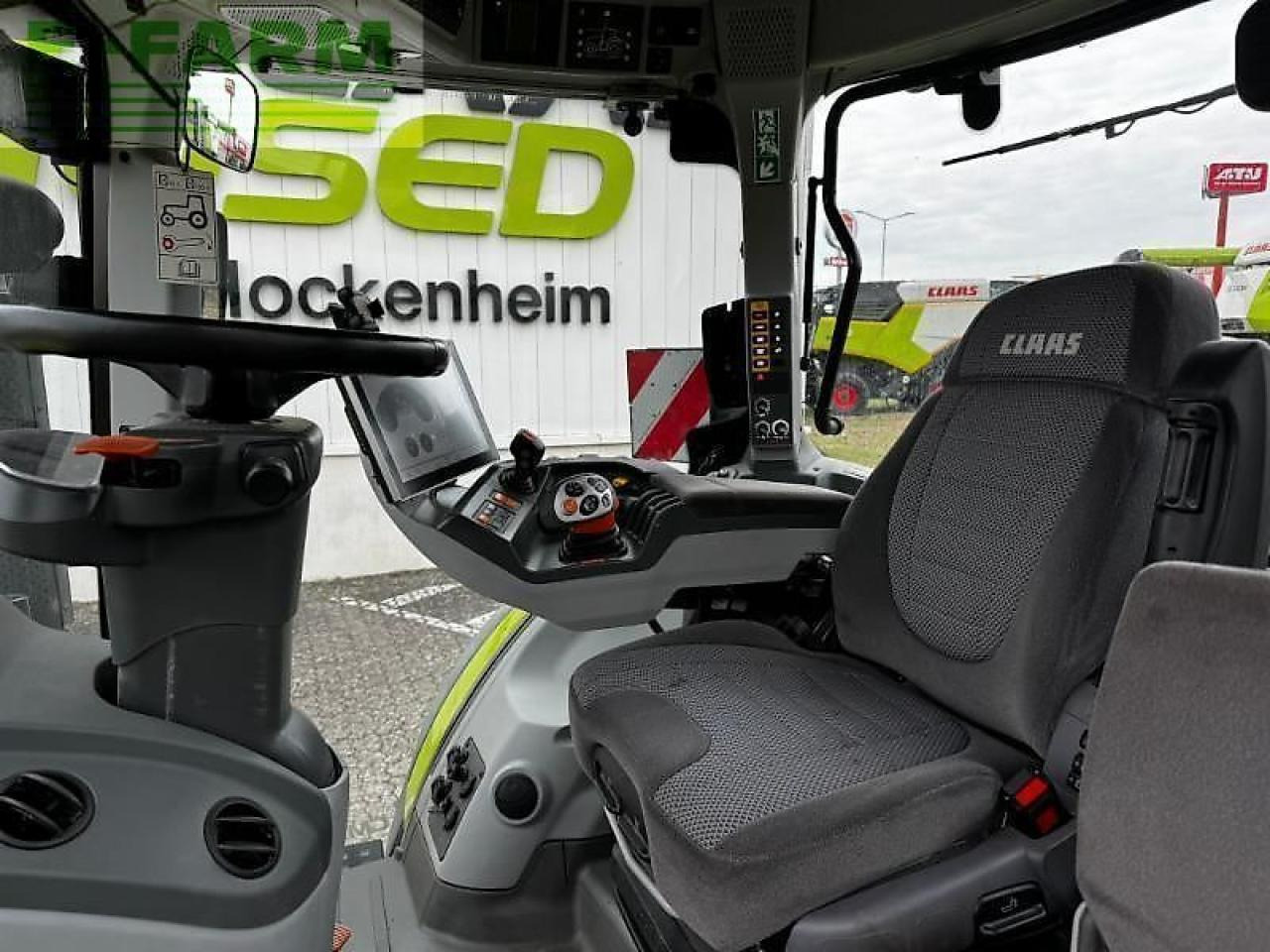 Tractor CLAAS arion 660 cmatic: foto 10