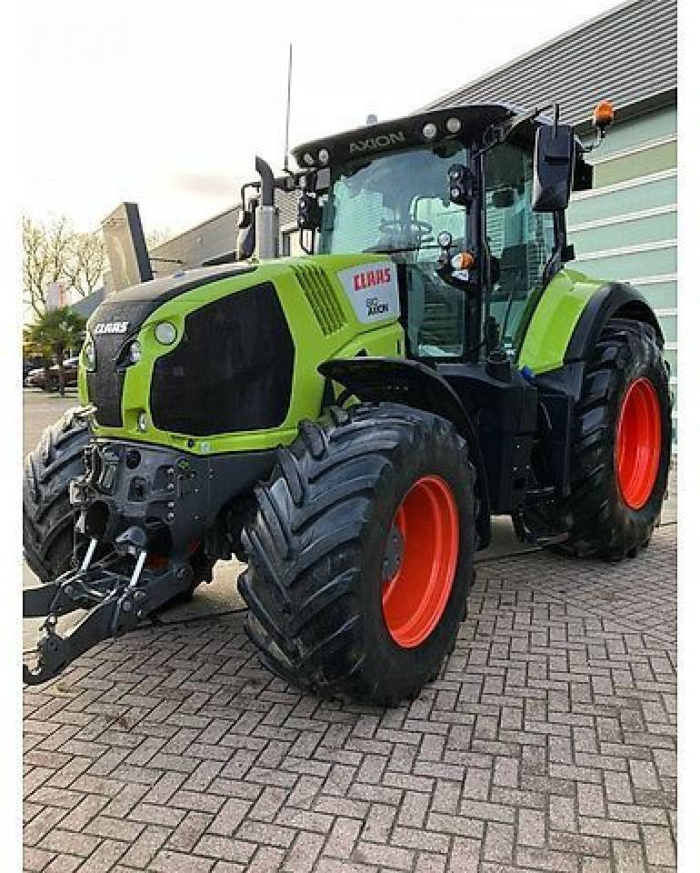 CLAAS arion 810 cmatic cis+ CMATIC CIS+ - Tractor: foto 2 CLAAS arion 810 cmatic cis+ CMATIC CIS+ - Tractor: foto 2