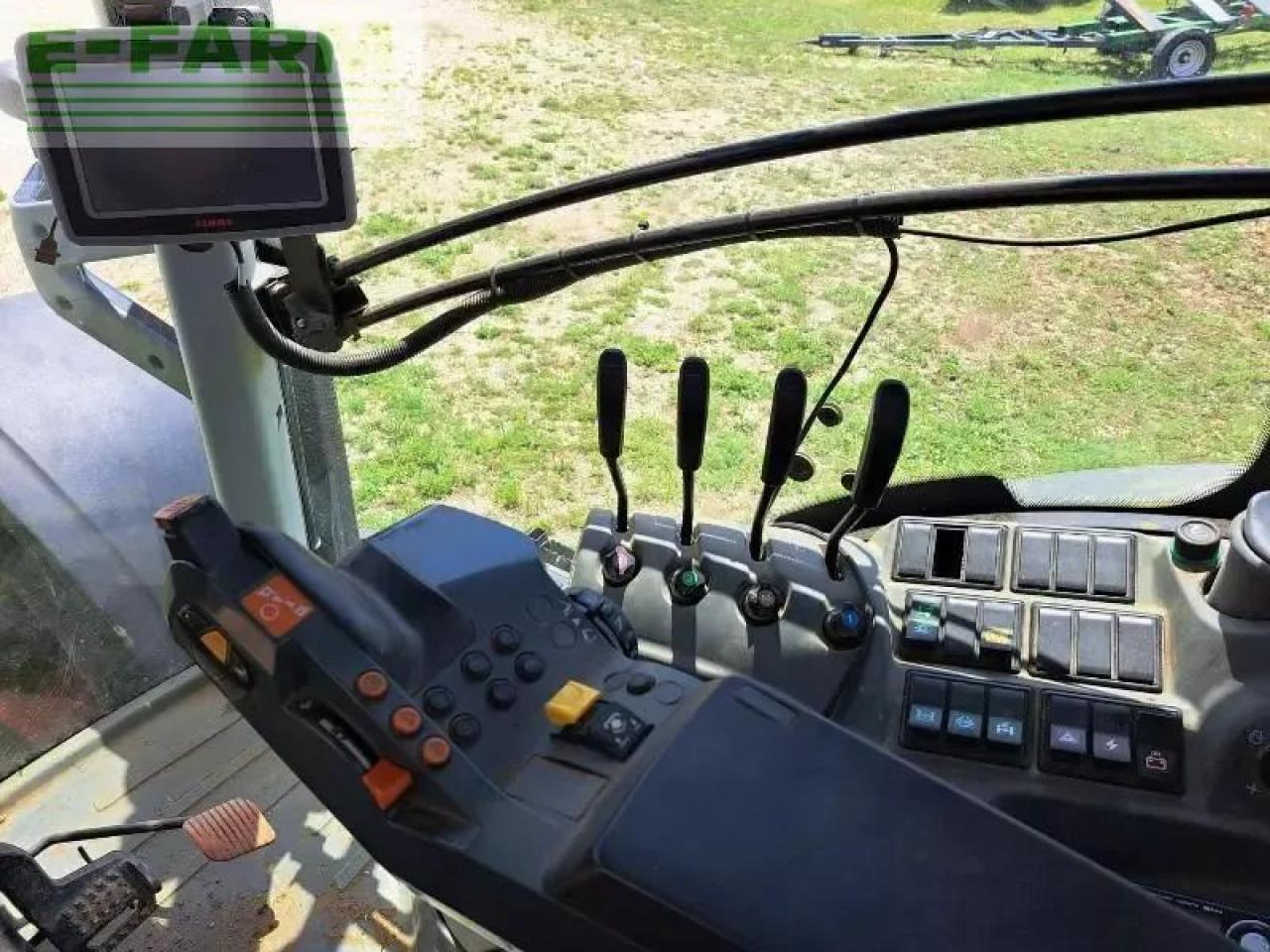 Tractor CLAAS axion 800: foto 7