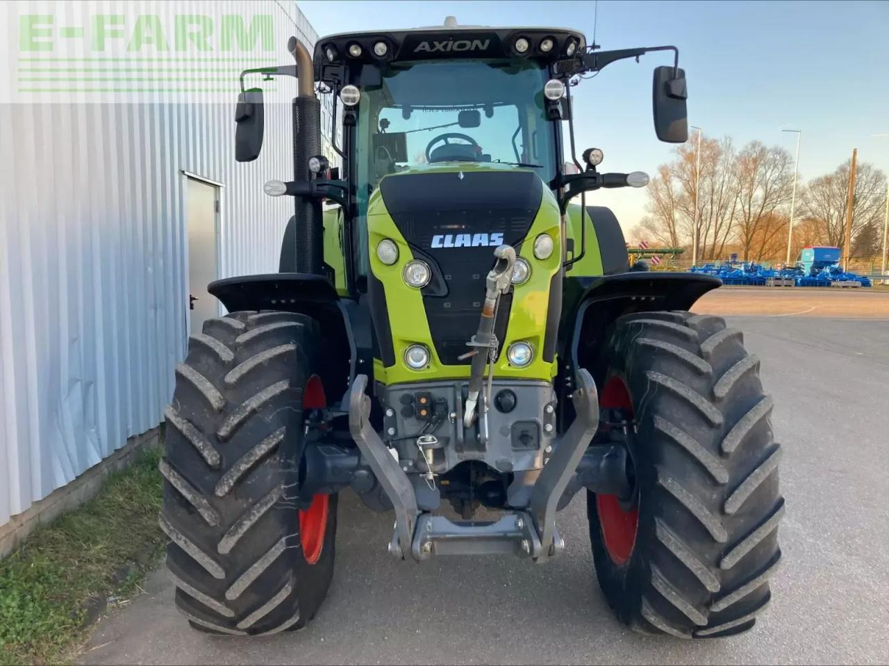 CLAAS axion 800 cmatic s5 - Tractor: foto 5 CLAAS axion 800 cmatic s5 - Tractor: foto 5