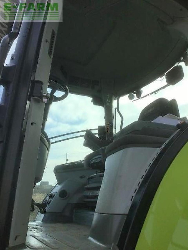 CLAAS axion 810 - Tractor: foto 5 CLAAS axion 810 - Tractor: foto 5