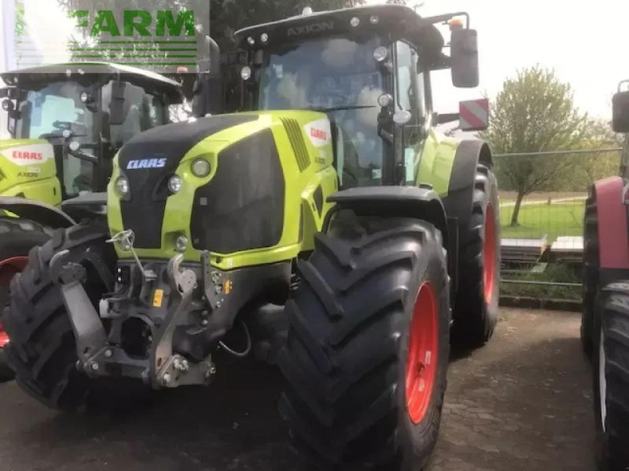 CLAAS axion 810 c-matic - Tractor: foto 1 CLAAS axion 810 c-matic - Tractor: foto 1