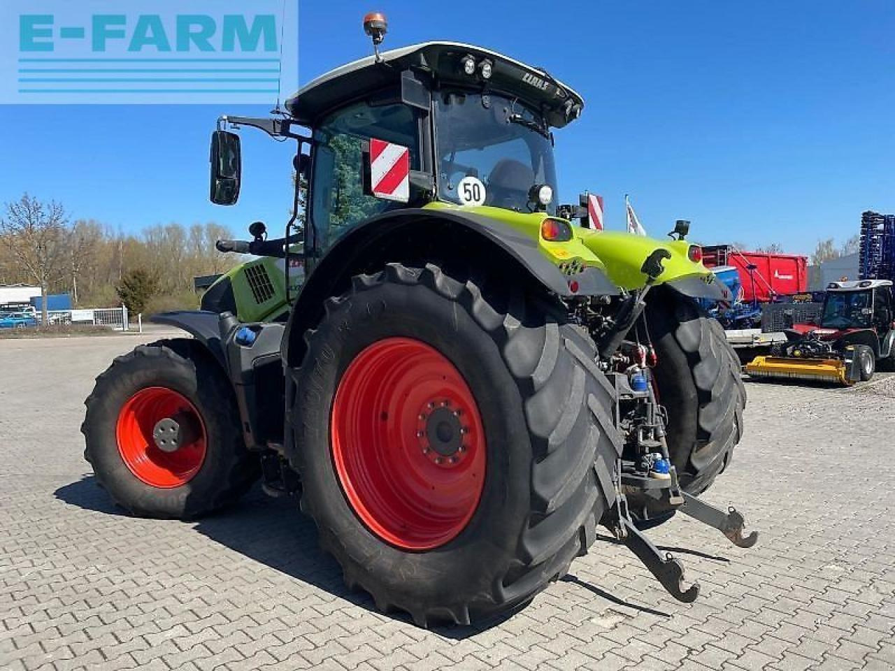 CLAAS axion 850 cmatic - stage v ci CMATIC - Tractor: foto 4 CLAAS axion 850 cmatic - stage v ci CMATIC - Tractor: foto 4