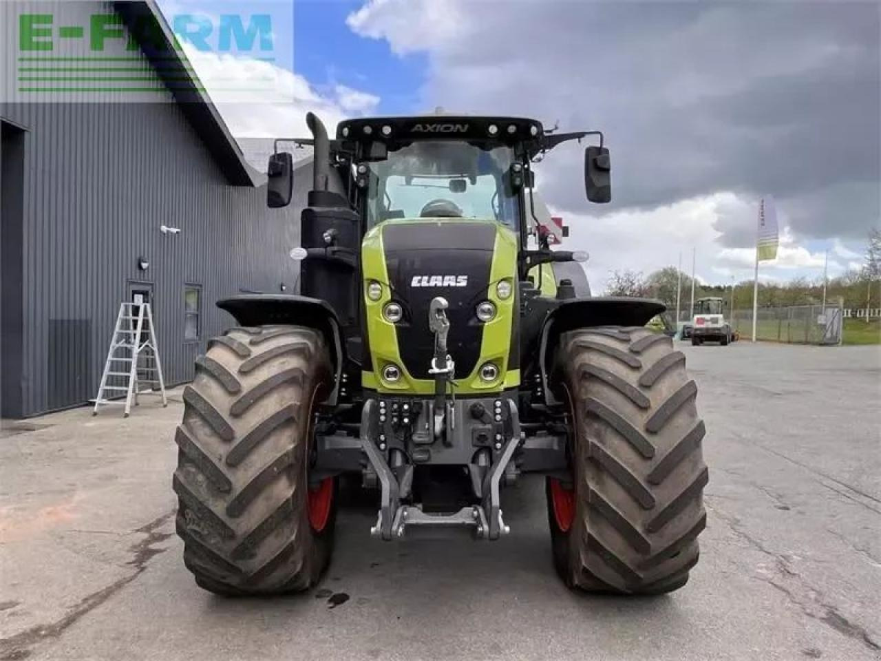 CLAAS axion 940 cmatic cebis CMATIC CEBIS - Tractor: foto 4 CLAAS axion 940 cmatic cebis CMATIC CEBIS - Tractor: foto 4