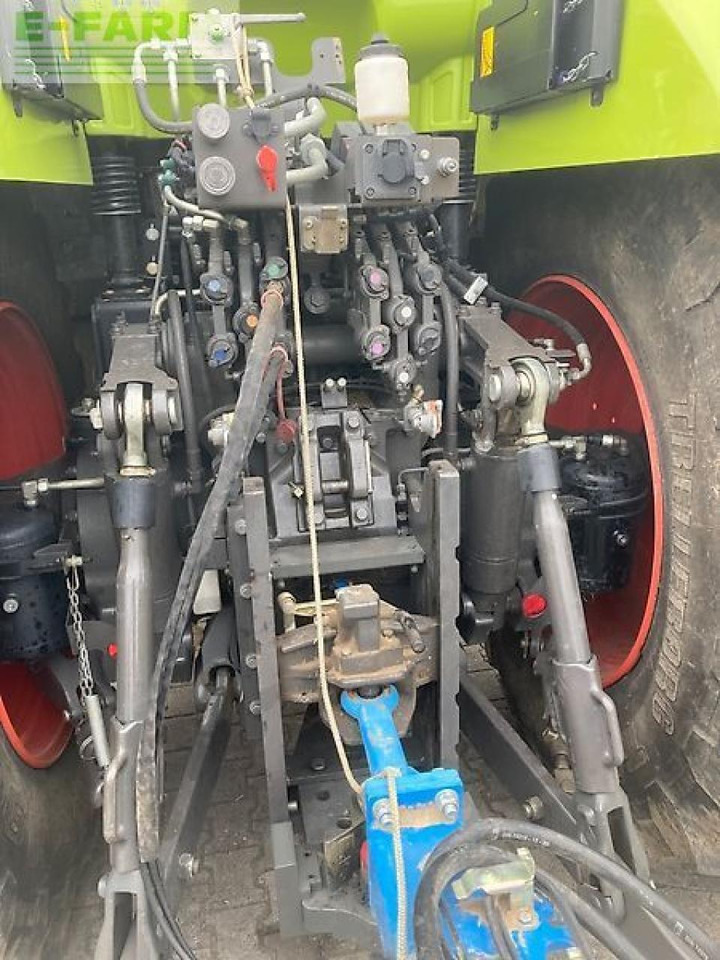 CLAAS axion 950 - Tractor: foto 3 CLAAS axion 950 - Tractor: foto 3