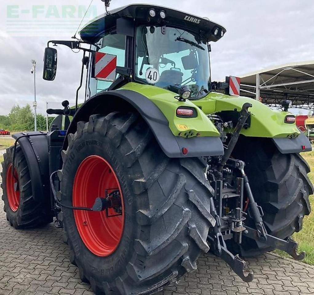CLAAS axion 950 cmatic - Tractor: foto 4 CLAAS axion 950 cmatic - Tractor: foto 4