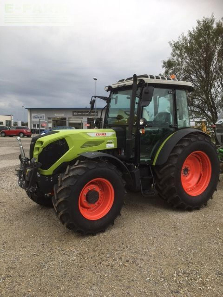 CLAAS axos 240 - Tractor: foto 1 CLAAS axos 240 - Tractor: foto 1