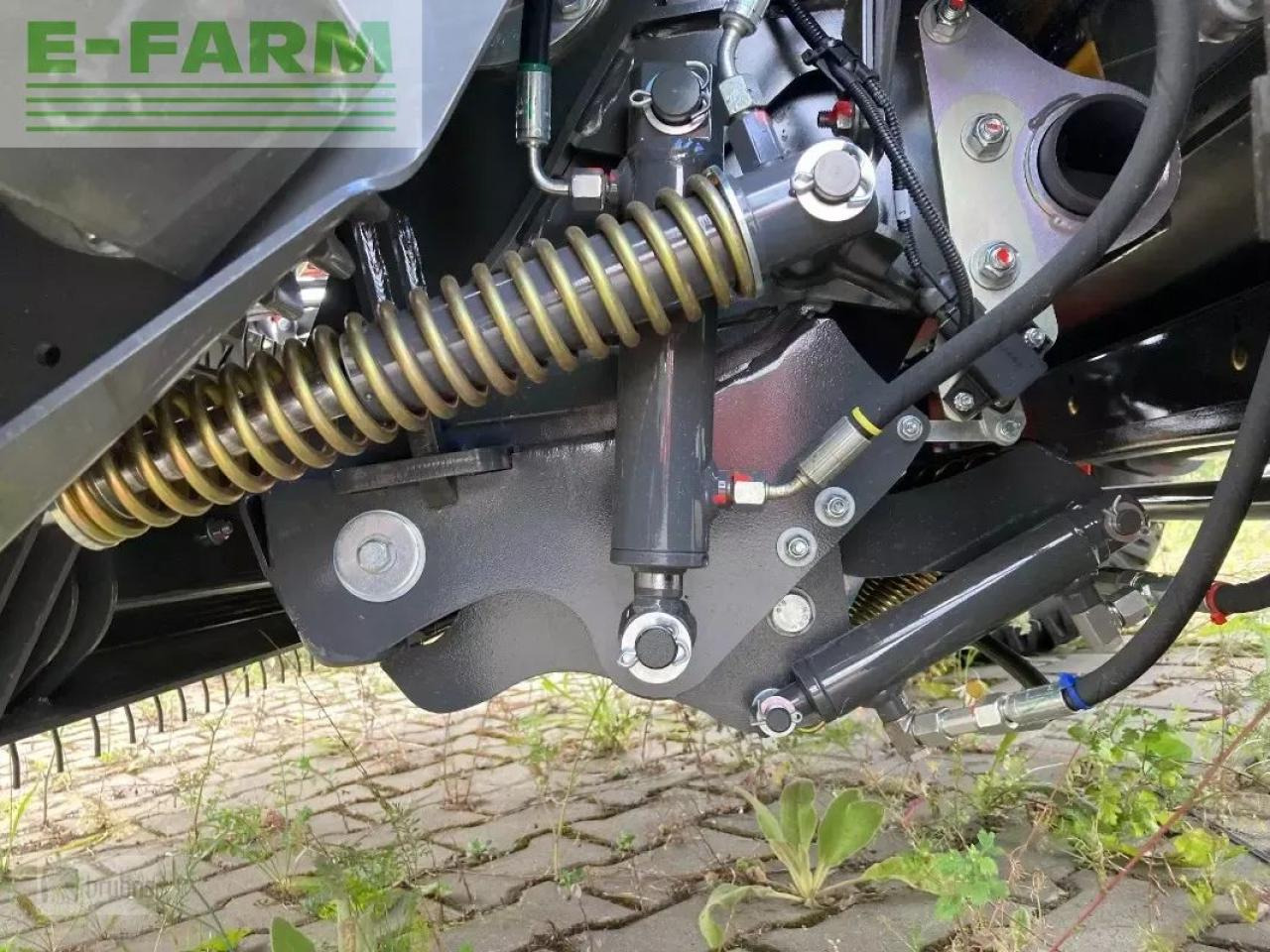 CLAAS claas variant 560 rc pro - neu - Empacadora de pacas cuadradas: foto 3 CLAAS claas variant 560 rc pro - neu - Empacadora de pacas cuadradas: foto 3