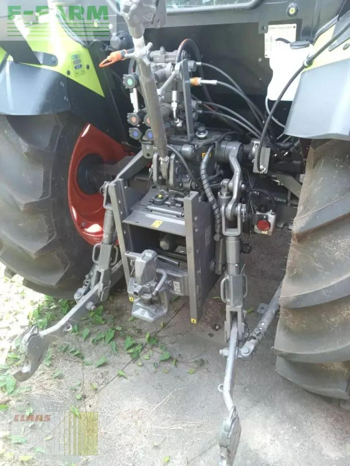 CLAAS elios 210 - Tractor: foto 4 CLAAS elios 210 - Tractor: foto 4