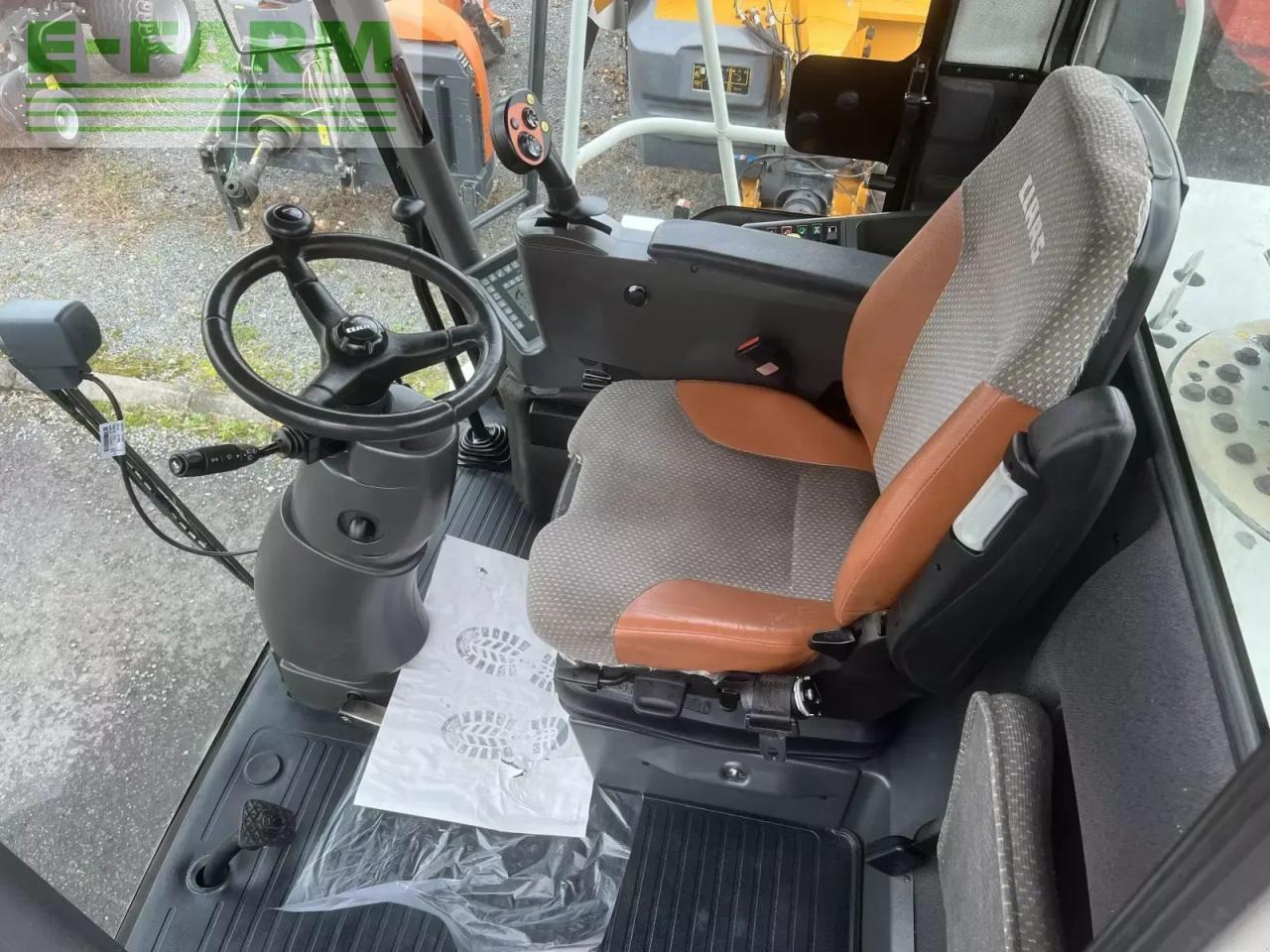 Cosechadora de forraje CLAAS jaguar 830: foto 9