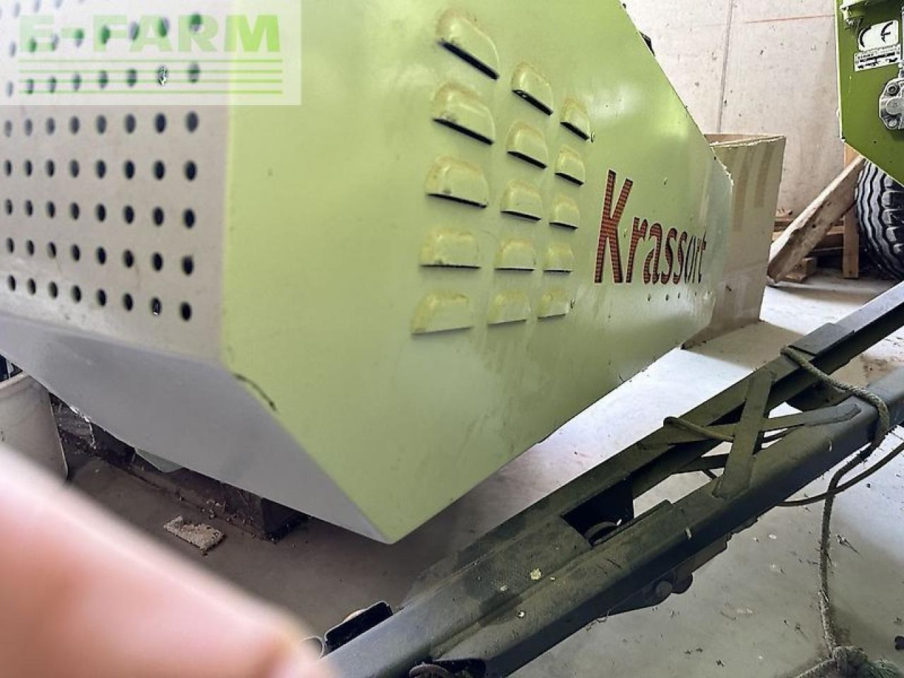 CLAAS krassort vorbauhäcksler - Empacadora de pacas cuadradas: foto 1 CLAAS krassort vorbauhäcksler - Empacadora de pacas cuadradas: foto 1