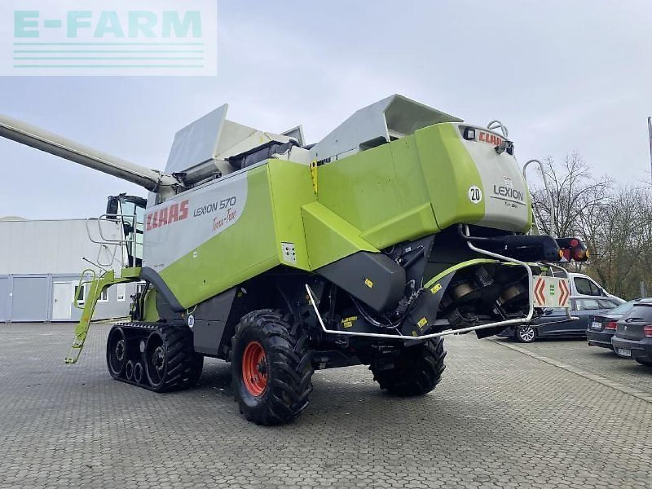 CLAAS lexion 570 tt mit v900+tw - Cosechadora de granos: foto 3 CLAAS lexion 570 tt mit v900+tw - Cosechadora de granos: foto 3