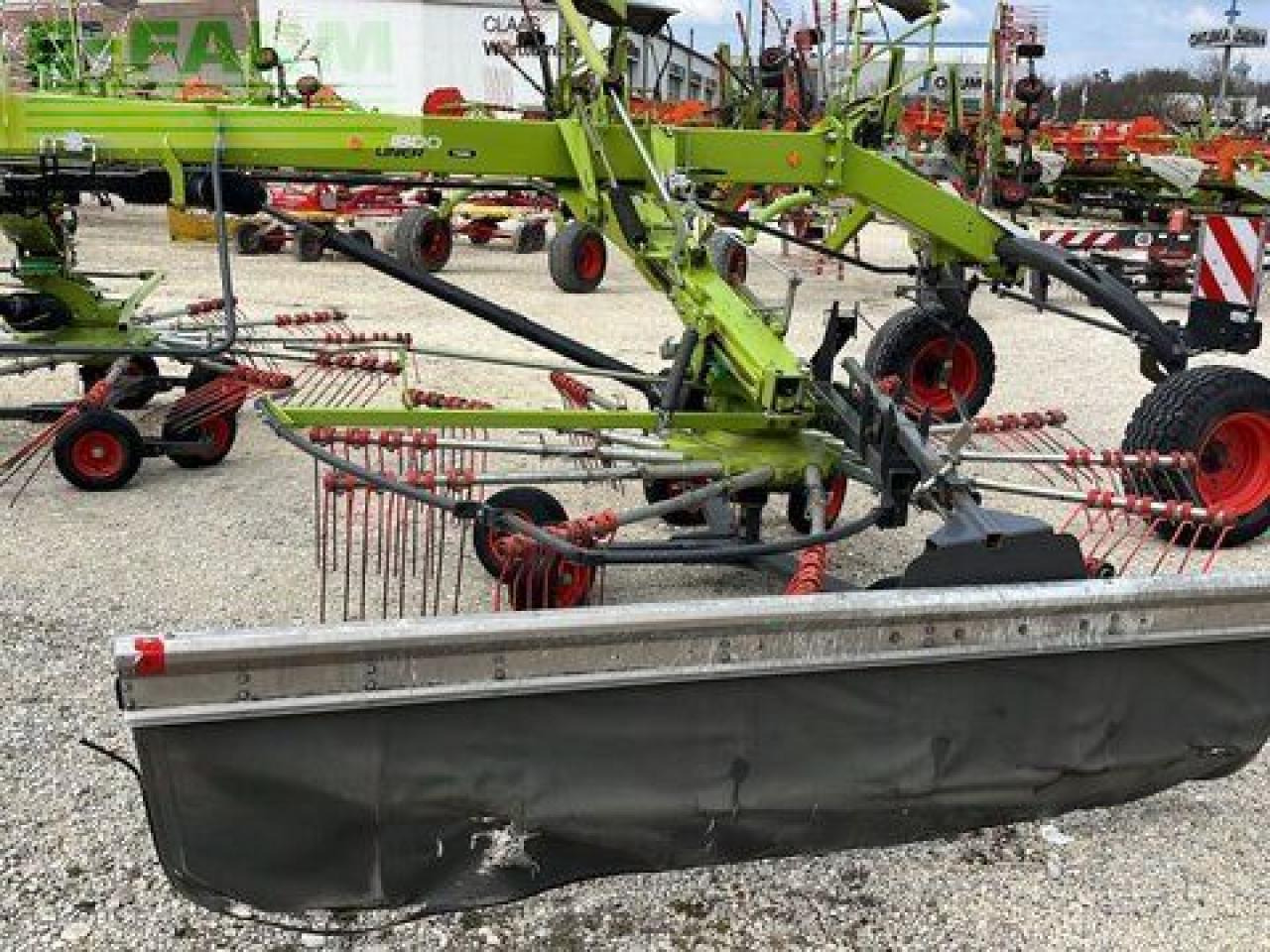 CLAAS liner 1800 twin - Henificadora: foto 4 CLAAS liner 1800 twin - Henificadora: foto 4