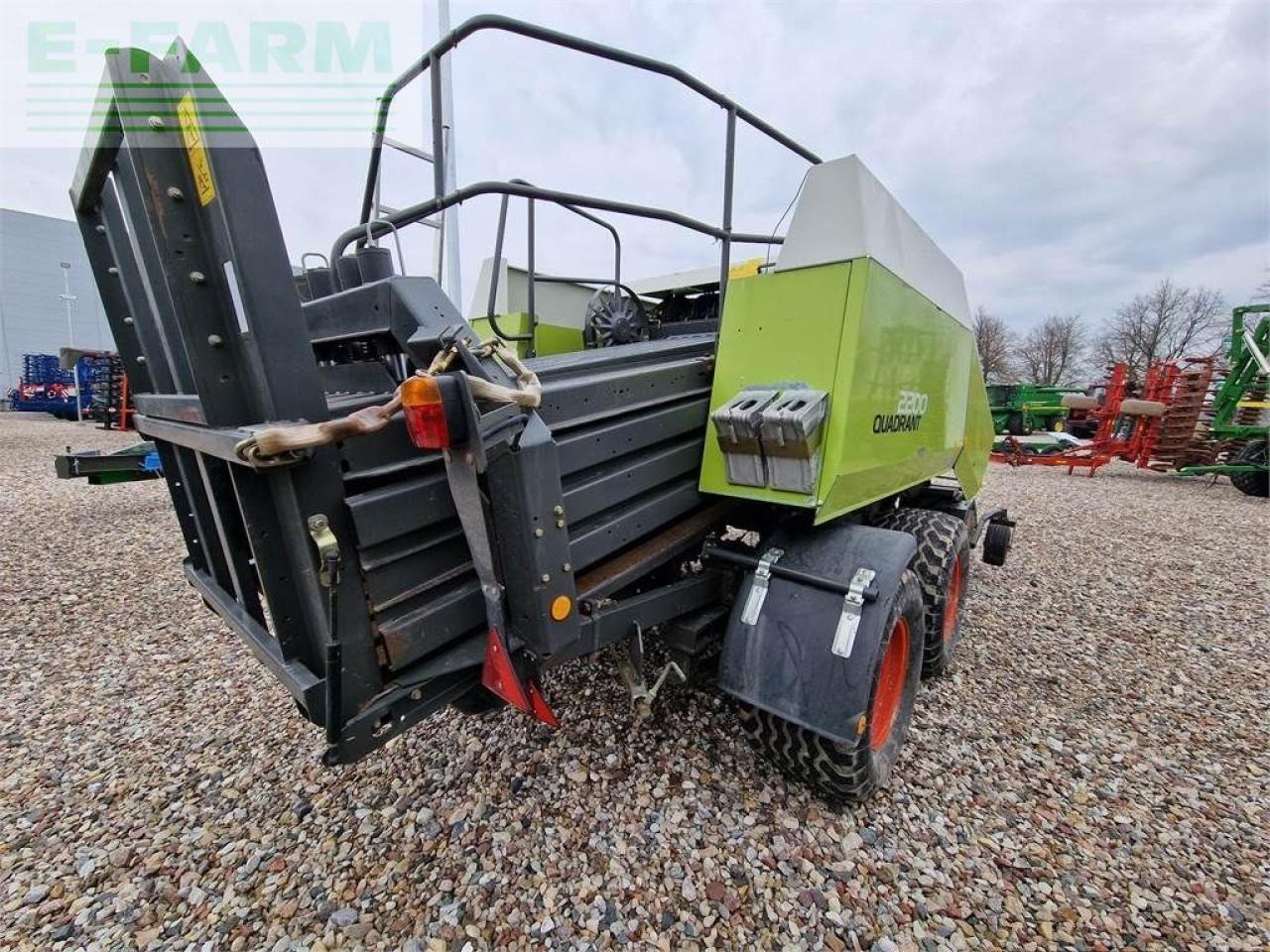 CLAAS quadrant 2200 756d - Empacadora de pacas cuadradas: foto 5 CLAAS quadrant 2200 756d - Empacadora de pacas cuadradas: foto 5