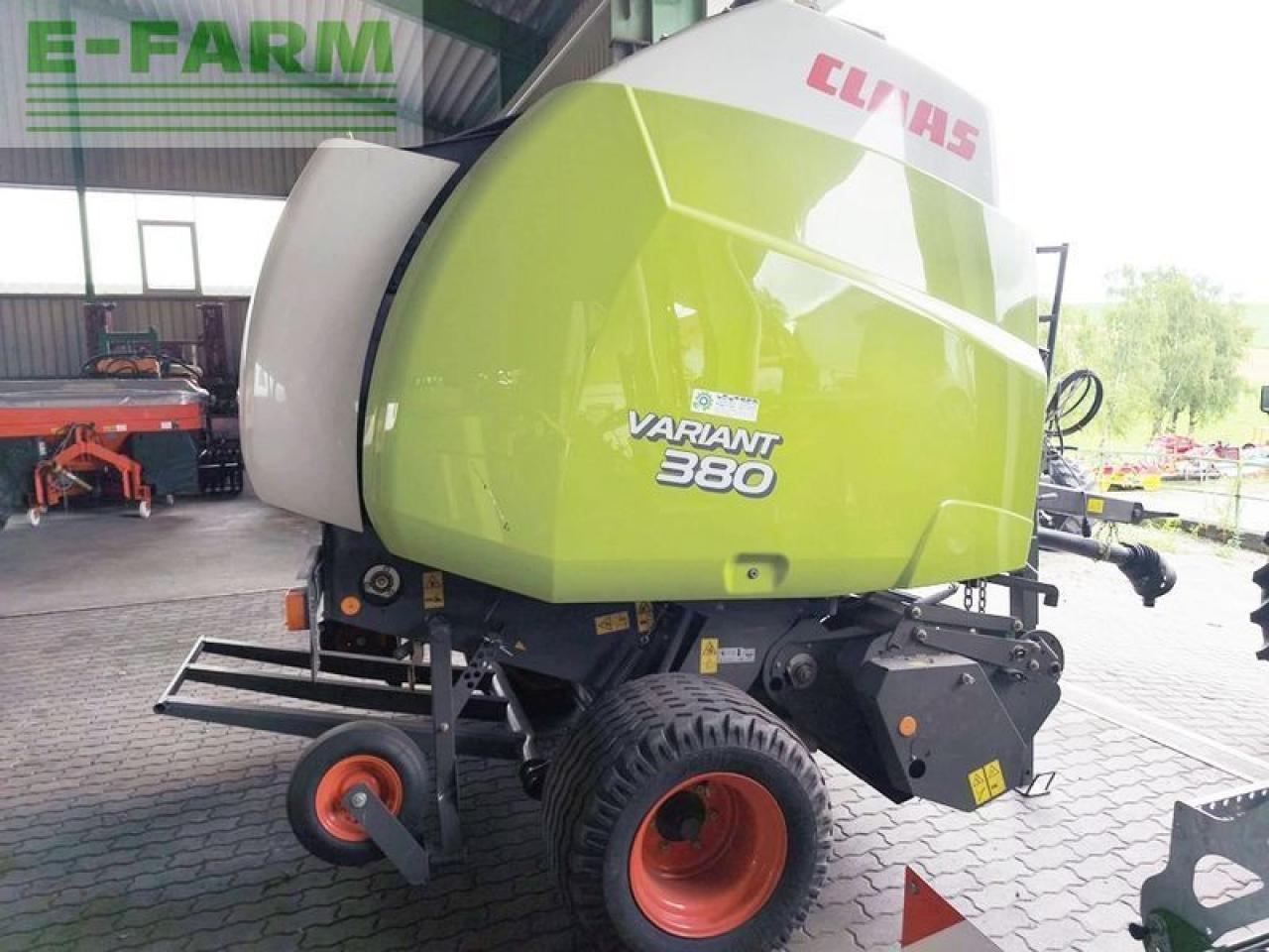 CLAAS variant 380 rc rundballenpresse - Empacadora de pacas cuadradas: foto 3 CLAAS variant 380 rc rundballenpresse - Empacadora de pacas cuadradas: foto 3