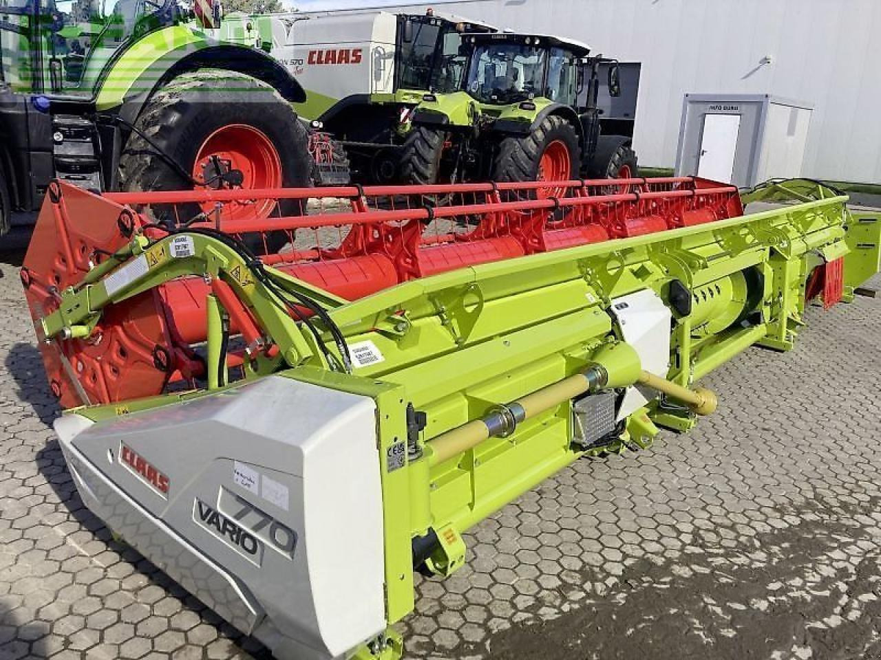 CLAAS vario 770 + transportwagen neu - Accesorios para cosechadoras de forraje: foto 2 CLAAS vario 770 + transportwagen neu - Accesorios para cosechadoras de forraje: foto 2