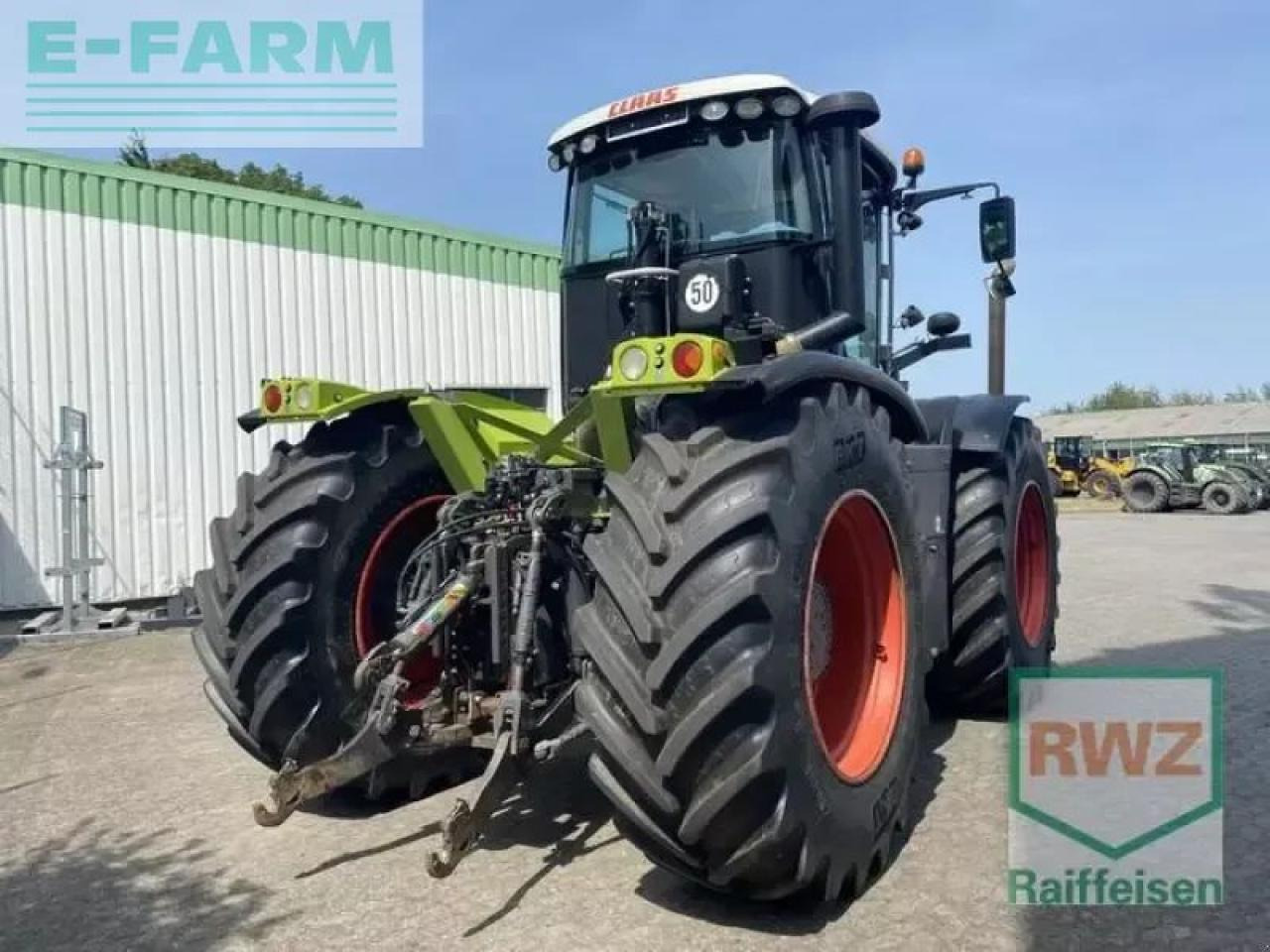 CLAAS xerion 3300 trac vc TRAC VC - Tractor: foto 2 CLAAS xerion 3300 trac vc TRAC VC - Tractor: foto 2