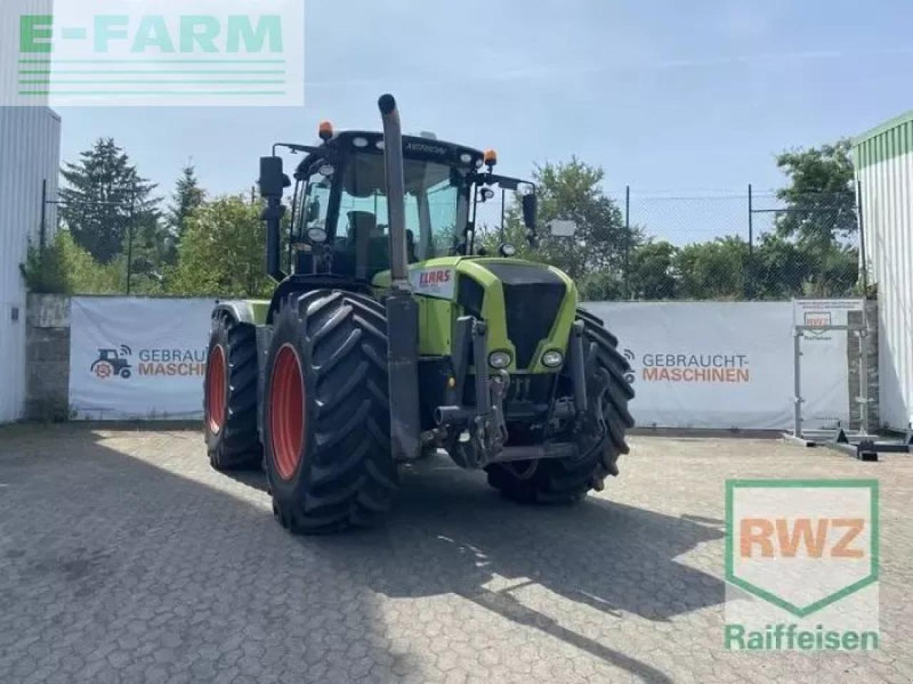 CLAAS xerion 3300 trac vc TRAC VC - Tractor: foto 1 CLAAS xerion 3300 trac vc TRAC VC - Tractor: foto 1