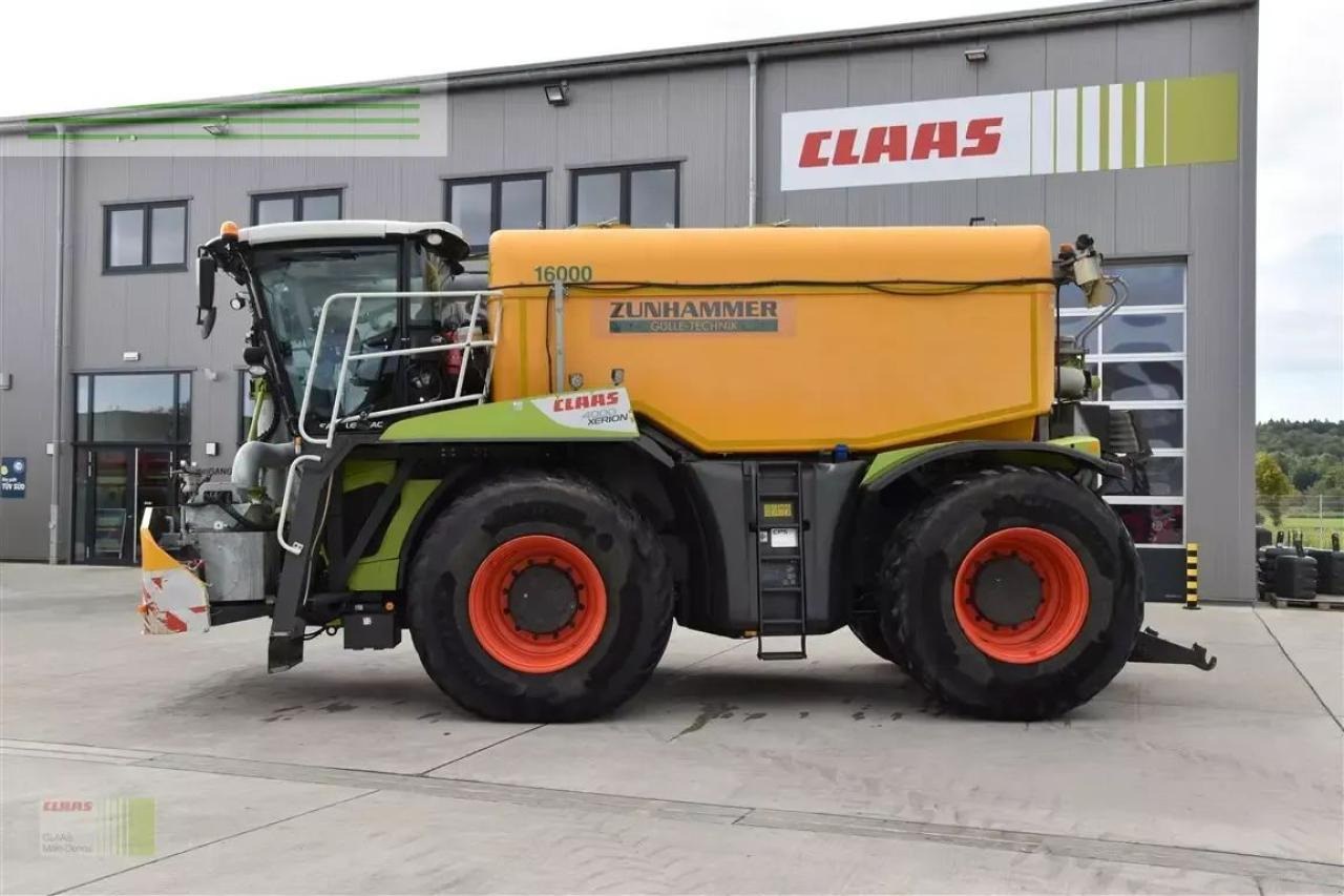 CLAAS xerion 4000 saddle trac SADDLE TRAC - Pulverizador autopropulsado: foto 4 CLAAS xerion 4000 saddle trac SADDLE TRAC - Pulverizador autopropulsado: foto 4