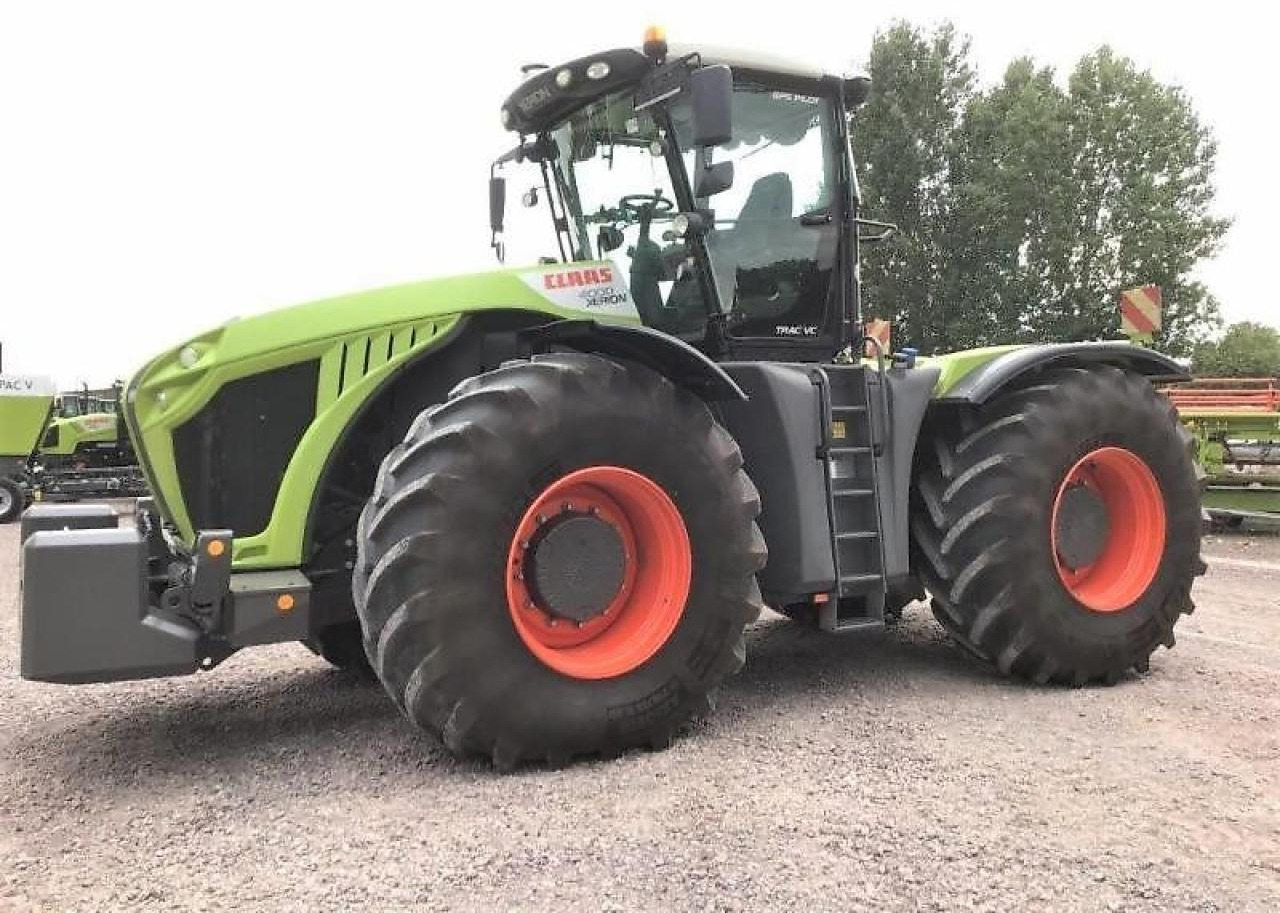 CLAAS xerion 4000 trac vc TRAC VC - Tractor: foto 1 CLAAS xerion 4000 trac vc TRAC VC - Tractor: foto 1