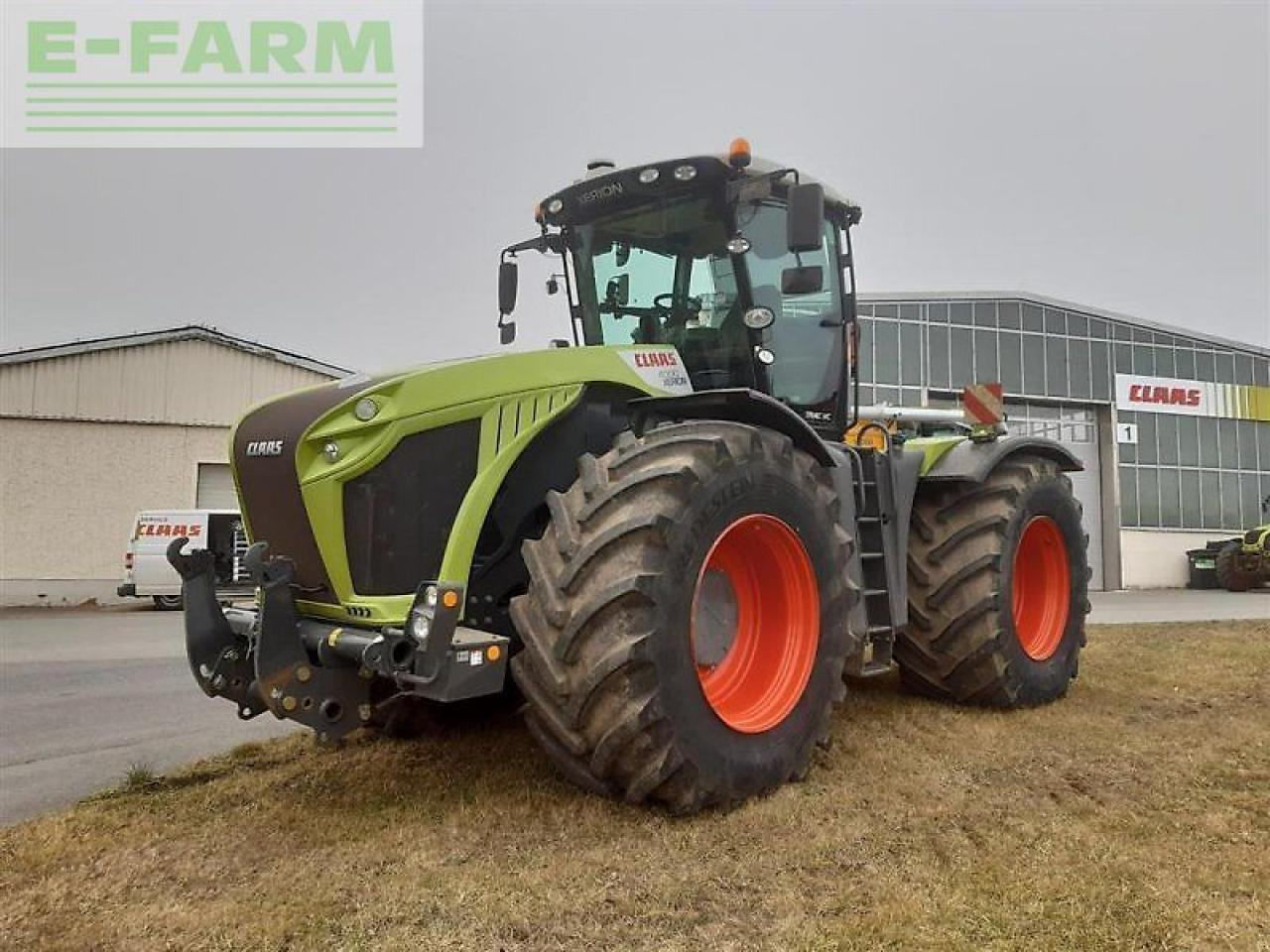CLAAS xerion 4000 trac vc TRAC VC - Tractor: foto 1 CLAAS xerion 4000 trac vc TRAC VC - Tractor: foto 1