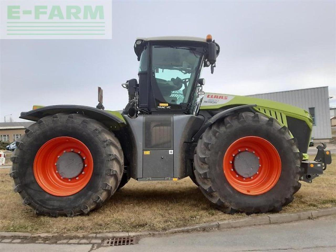 CLAAS xerion 4000 trac vc TRAC VC - Tractor: foto 4 CLAAS xerion 4000 trac vc TRAC VC - Tractor: foto 4