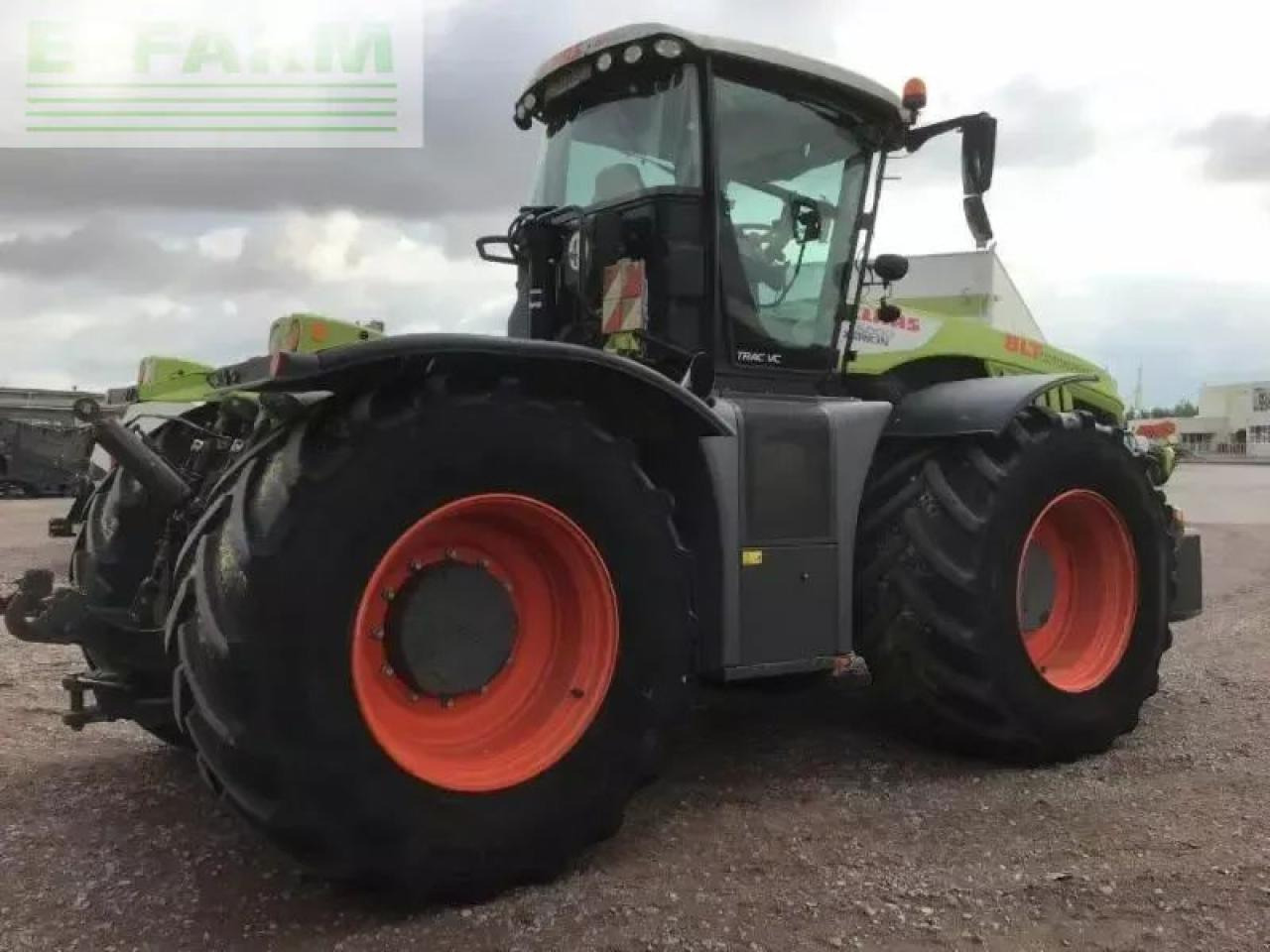 CLAAS xerion 5000 trac TRAC - Tractor: foto 4 CLAAS xerion 5000 trac TRAC - Tractor: foto 4