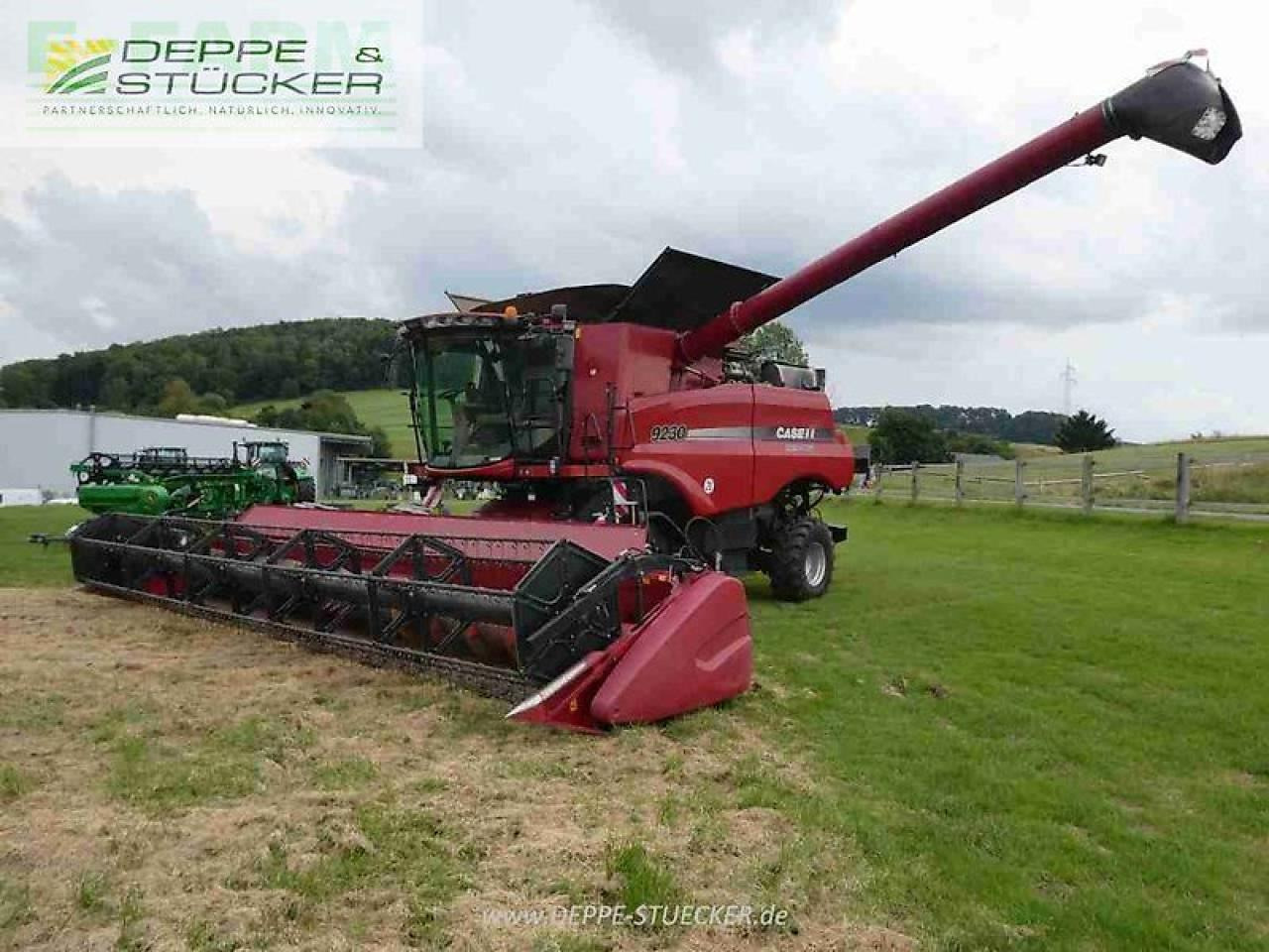 Case-IH 9230 raupe - Cosechadora de granos: foto 2 Case-IH 9230 raupe - Cosechadora de granos: foto 2
