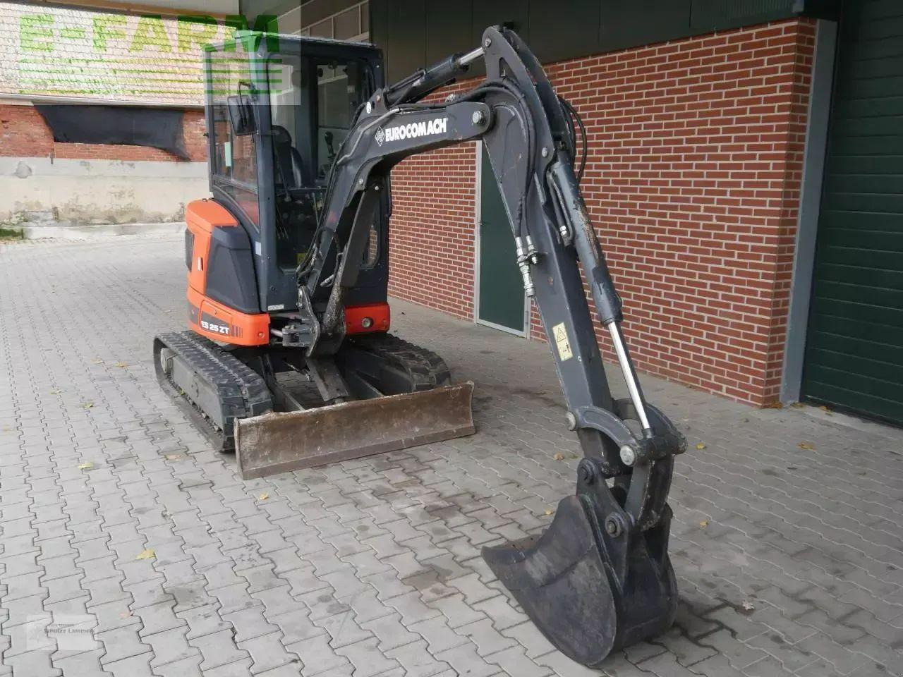 Case-IH eurocomach es25zt - Miniexcavadora: foto 2 Case-IH eurocomach es25zt - Miniexcavadora: foto 2