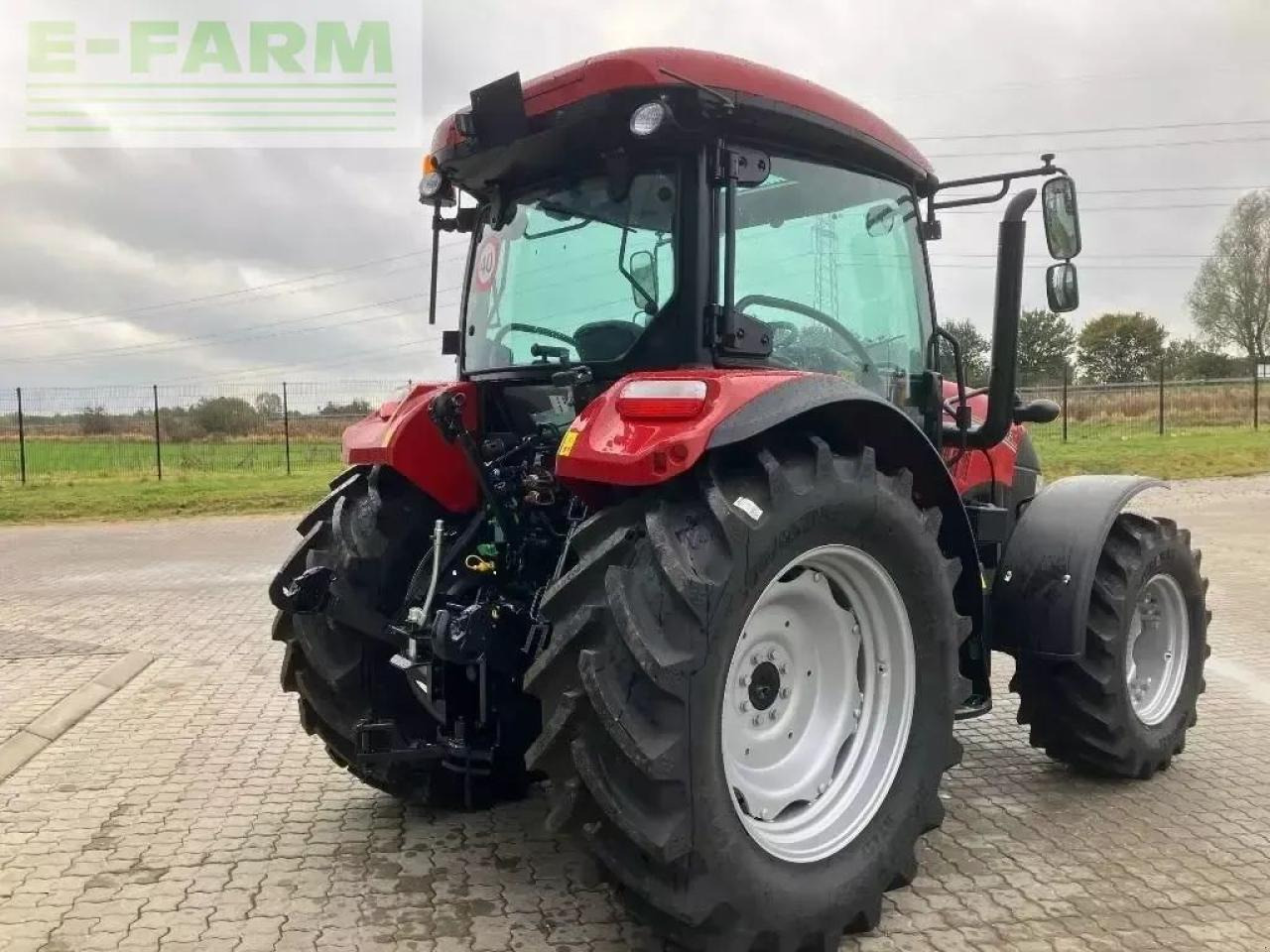Case-IH farmall 100a - Tractor: foto 3 Case-IH farmall 100a - Tractor: foto 3