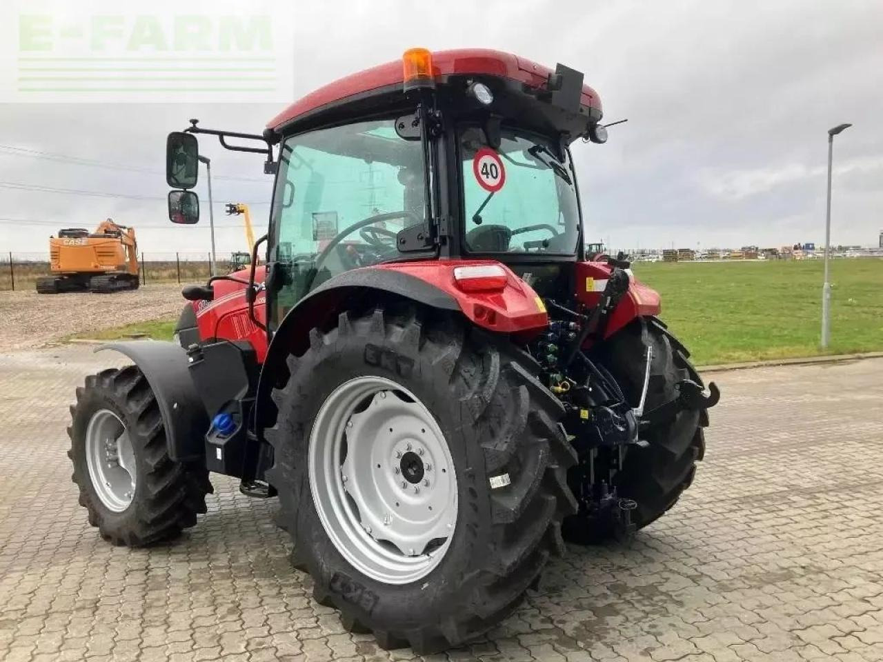 Case-IH farmall 100a - Tractor: foto 4 Case-IH farmall 100a - Tractor: foto 4