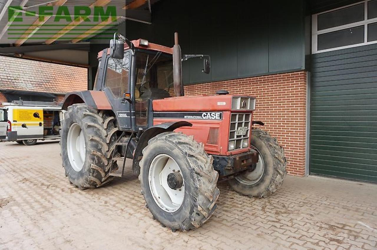 Case-IH ihc 1255 xl - Tractor: foto 2 Case-IH ihc 1255 xl - Tractor: foto 2