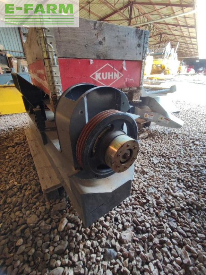 Cosechadora de granos Case-IH seed terminator bouchard diffusion: foto 6