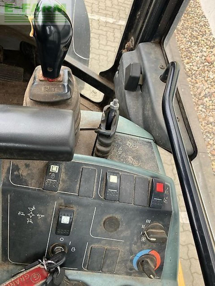 Miniexcavadora Caterpillar 906: foto 6