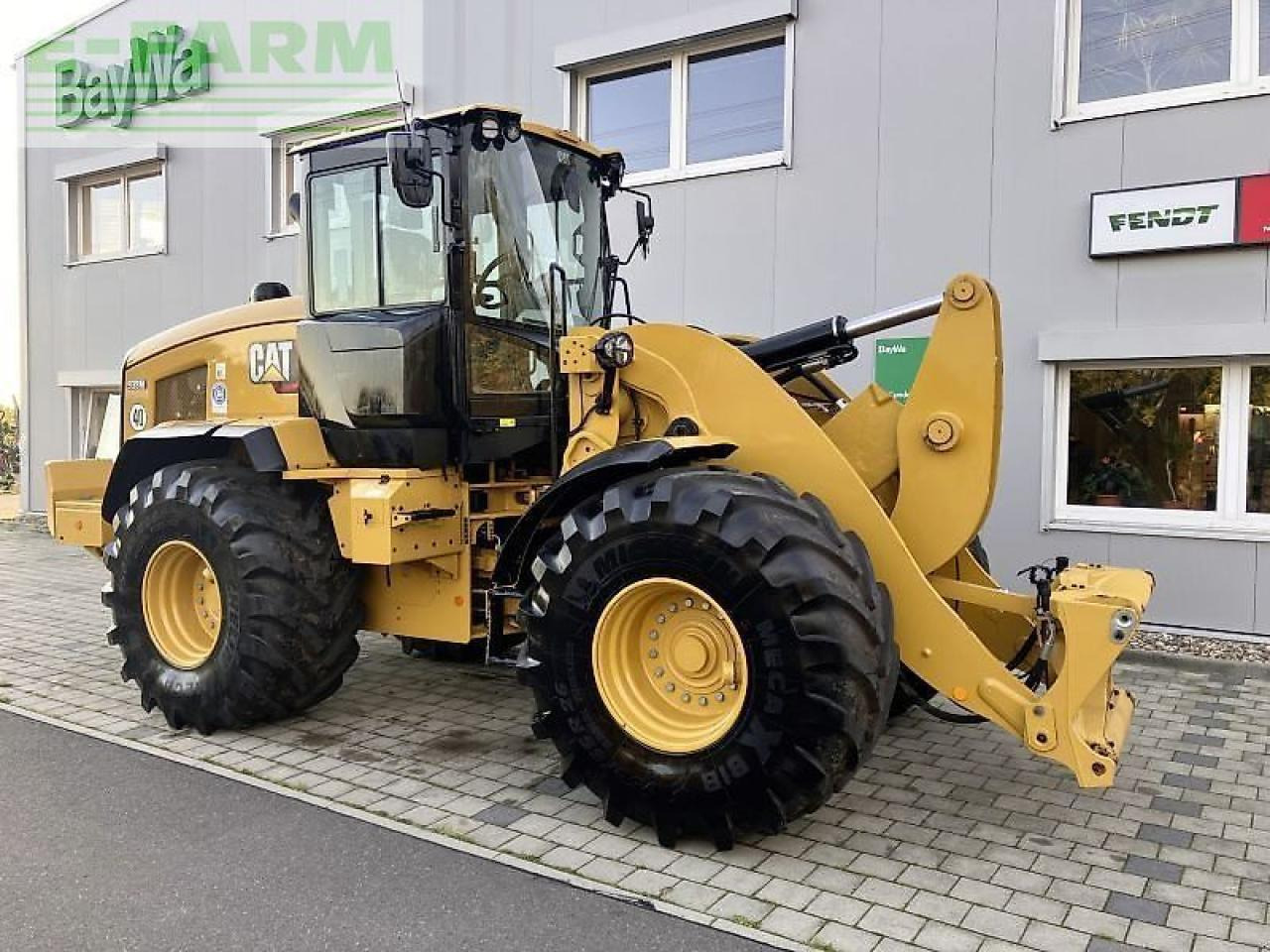 Caterpillar cat 938m - Miniexcavadora: foto 1 Caterpillar cat 938m - Miniexcavadora: foto 1