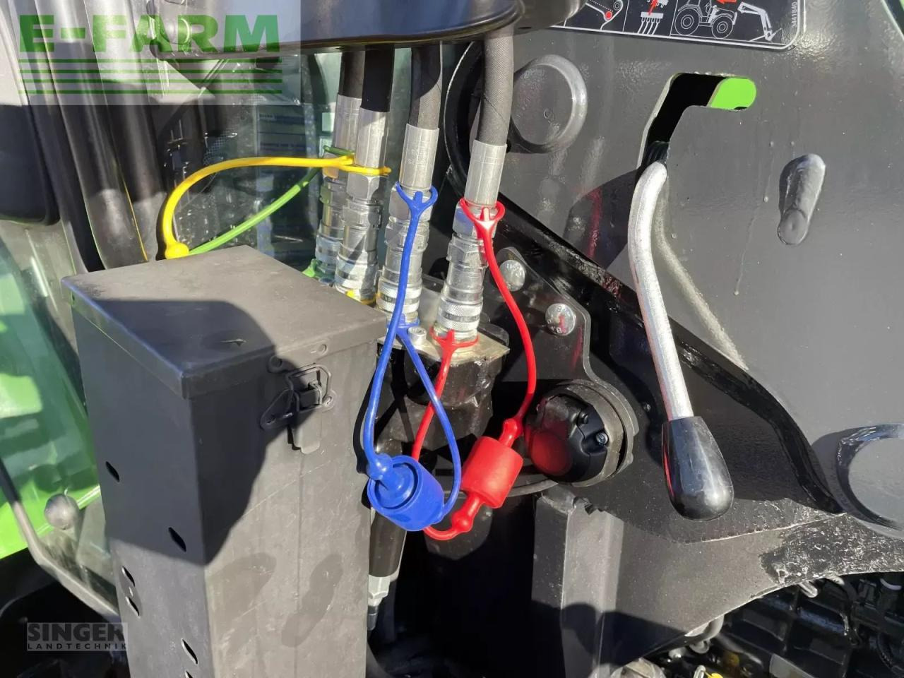 Deutz-Fahr 5080 d keyline + stoll frontlader Keyline - Tractor: foto 3 Deutz-Fahr 5080 d keyline + stoll frontlader Keyline - Tractor: foto 3