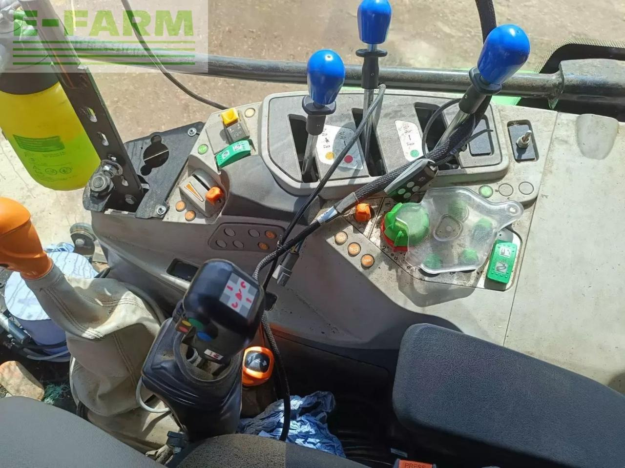 Tractor Deutz-Fahr 6.135 c: foto 7