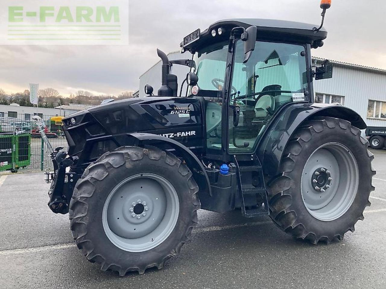 Deutz-Fahr 6125c powershift PowerShift - Tractor: foto 1 Deutz-Fahr 6125c powershift PowerShift - Tractor: foto 1