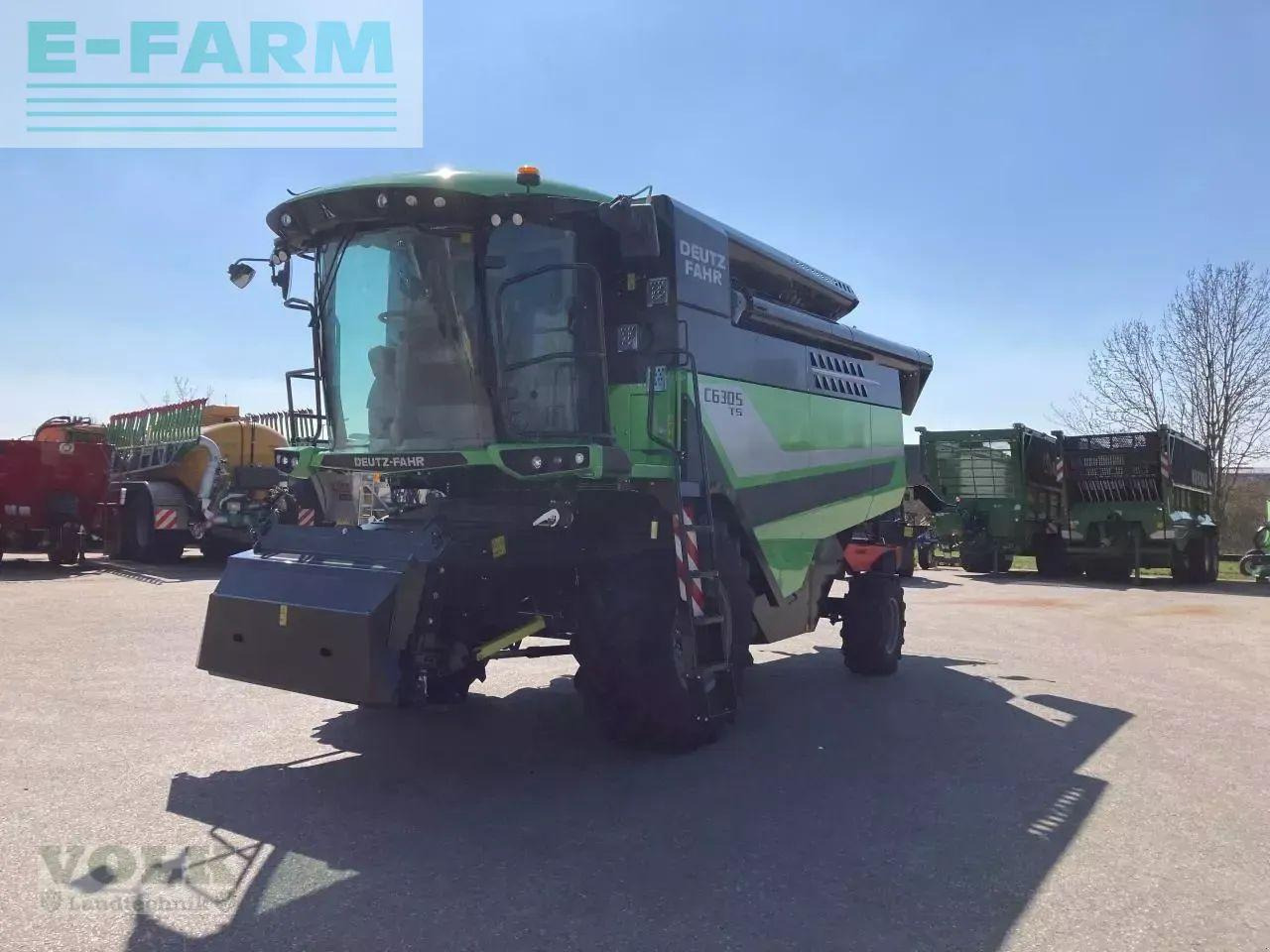 Deutz-Fahr c 6305 ts t5 mit schneidwerk - Cosechadora de granos: foto 1 Deutz-Fahr c 6305 ts t5 mit schneidwerk - Cosechadora de granos: foto 1