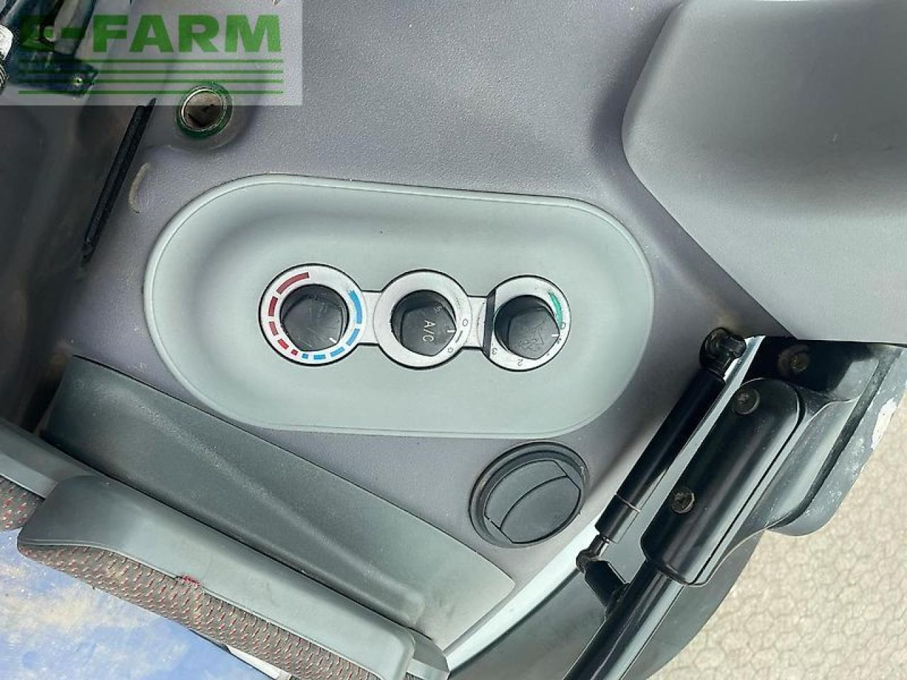 Tractor Deutz-Fahr lamborghini r 6.160.4: foto 14