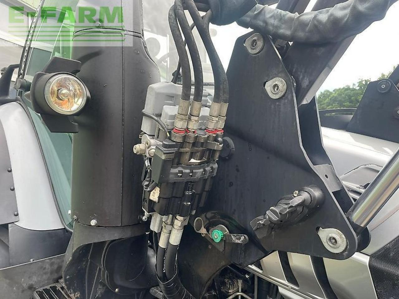 Tractor Deutz-Fahr lamborghini r 6.160.4: foto 25