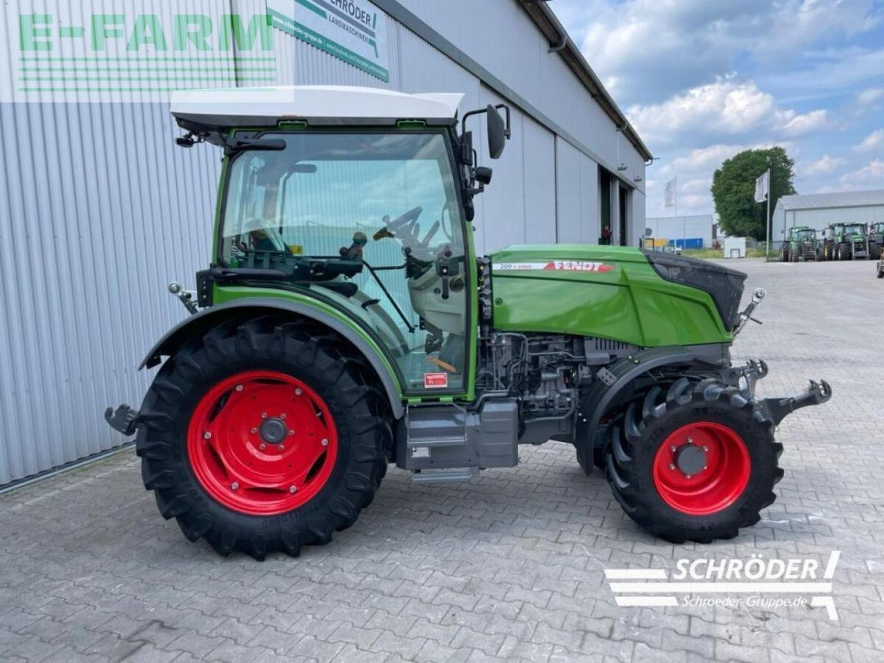 Fendt 209 f vario gen3 power F - Tractor: foto 2 Fendt 209 f vario gen3 power F - Tractor: foto 2