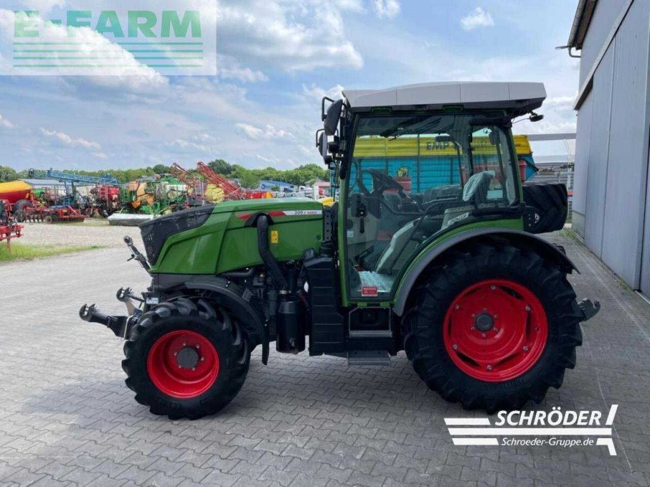 Fendt 209 f vario gen3 power F - Tractor: foto 4 Fendt 209 f vario gen3 power F - Tractor: foto 4