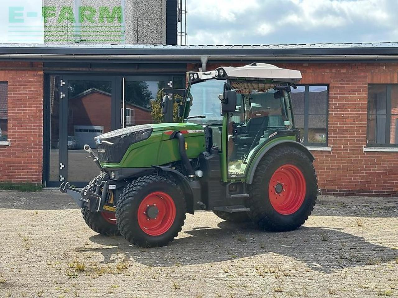 Fendt 209 f vario profi plus setting2 F - Tractor: foto 2 Fendt 209 f vario profi plus setting2 F - Tractor: foto 2