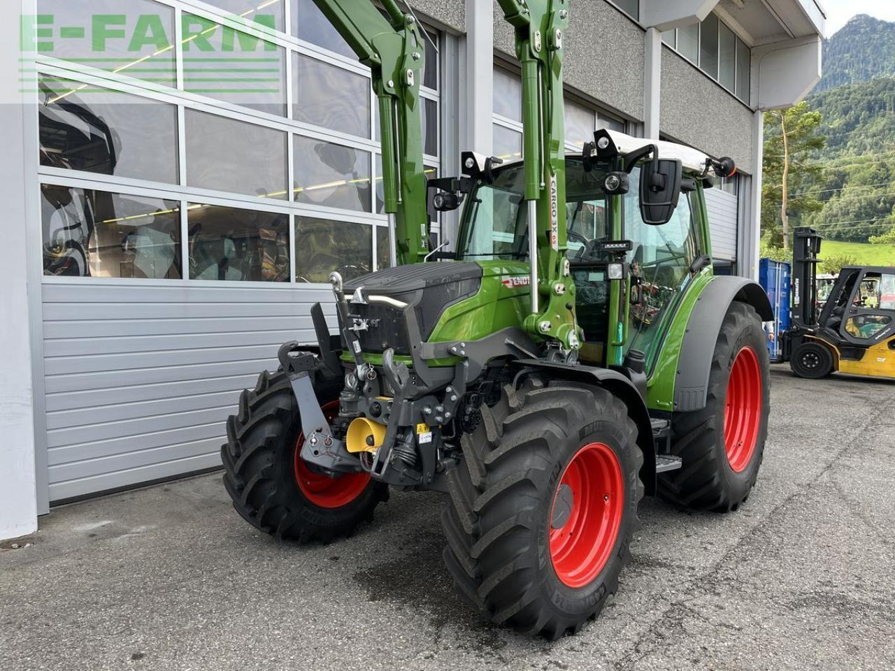 Fendt 211 s vario gen3 power setting 2 - Tractor: foto 3 Fendt 211 s vario gen3 power setting 2 - Tractor: foto 3