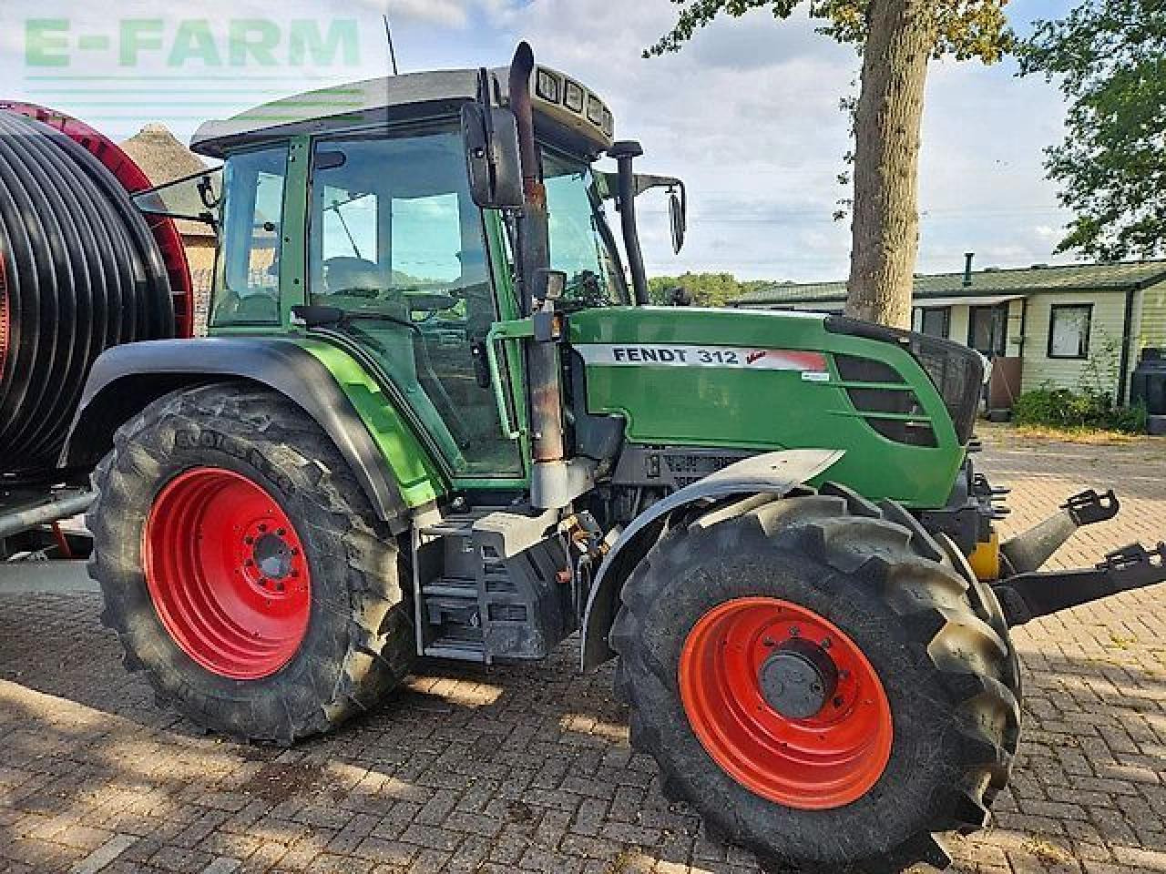 Fendt 312 vario ( 310 311 313 ) - Tractor: foto 5 Fendt 312 vario ( 310 311 313 ) - Tractor: foto 5